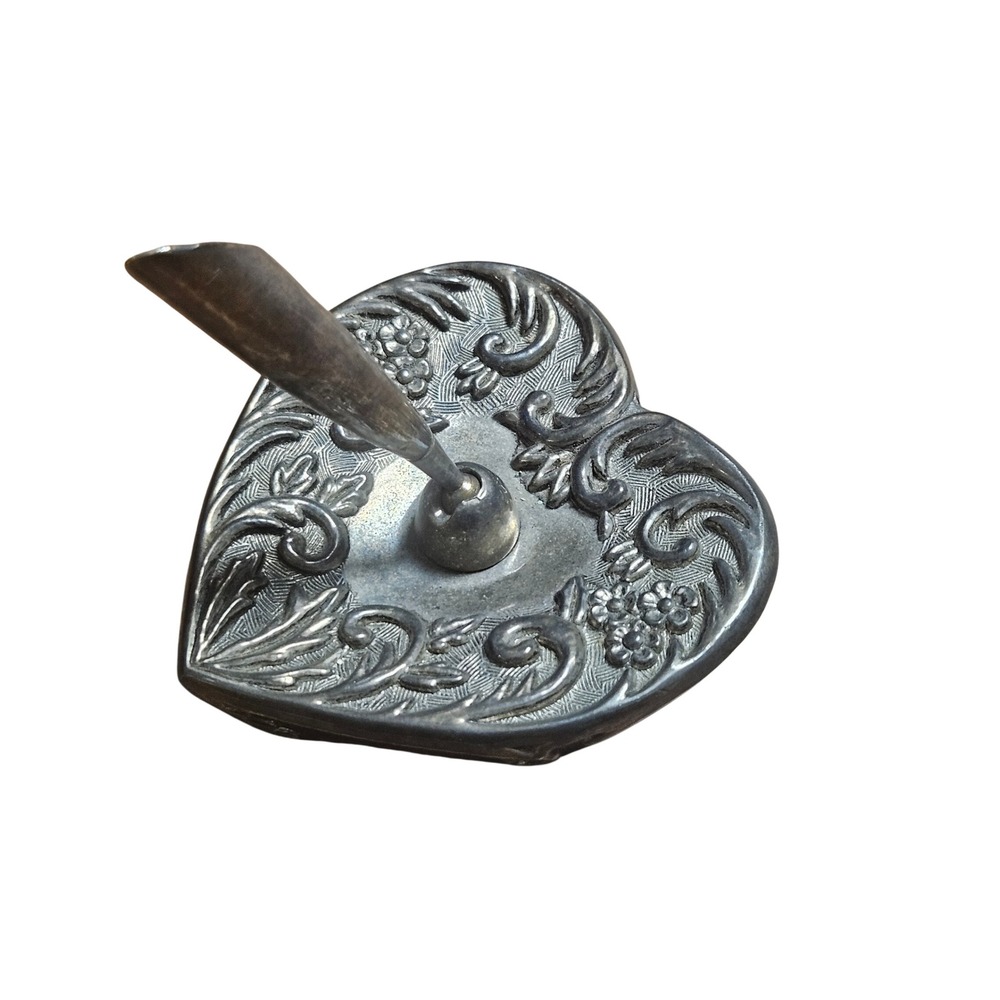 Vintage 1992 Godinger Silver Heart Shaped Pen‎ Holder Floral Embossed Victorian